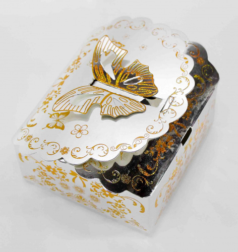 Коробочка подарочная HW-25 с бабочкой 11*11*5 см золото,серебро