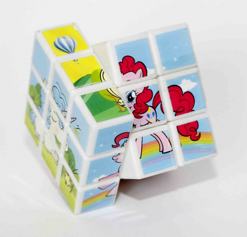 Кубик-игрушка механическая мультики  5,5*5,5 см